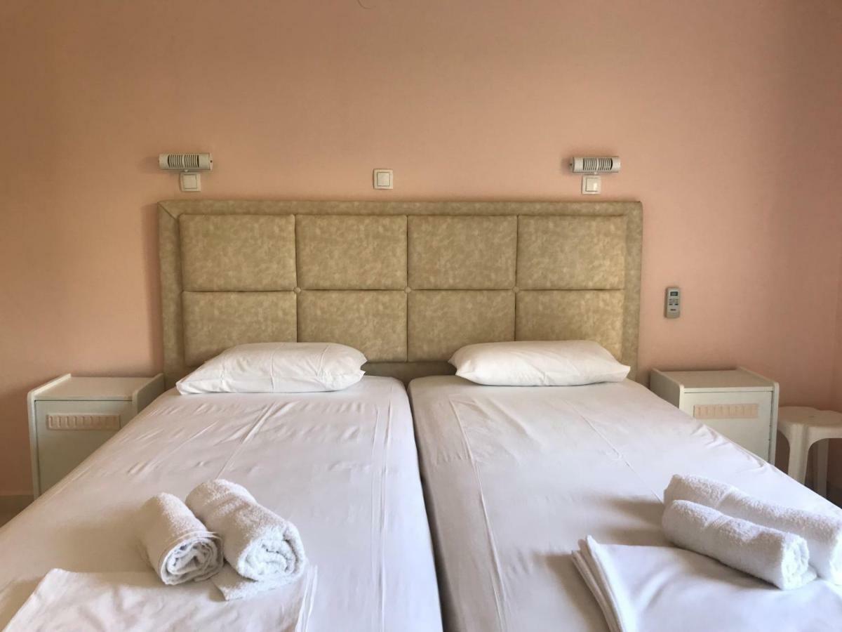 Natalia Studios Poros  Eksteriør bilde